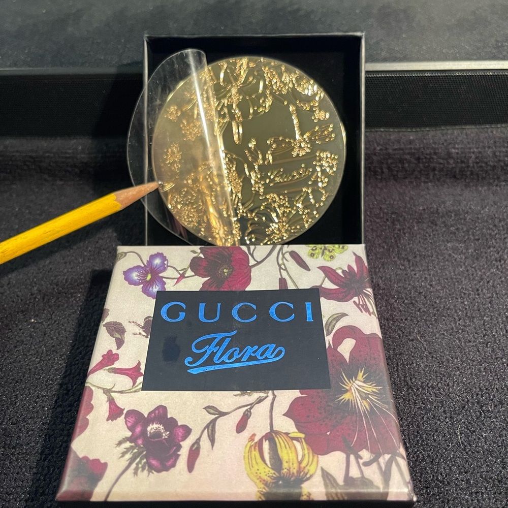 GUCCI FLORA Luxury Gold Compact Double Sided Mirror NEW